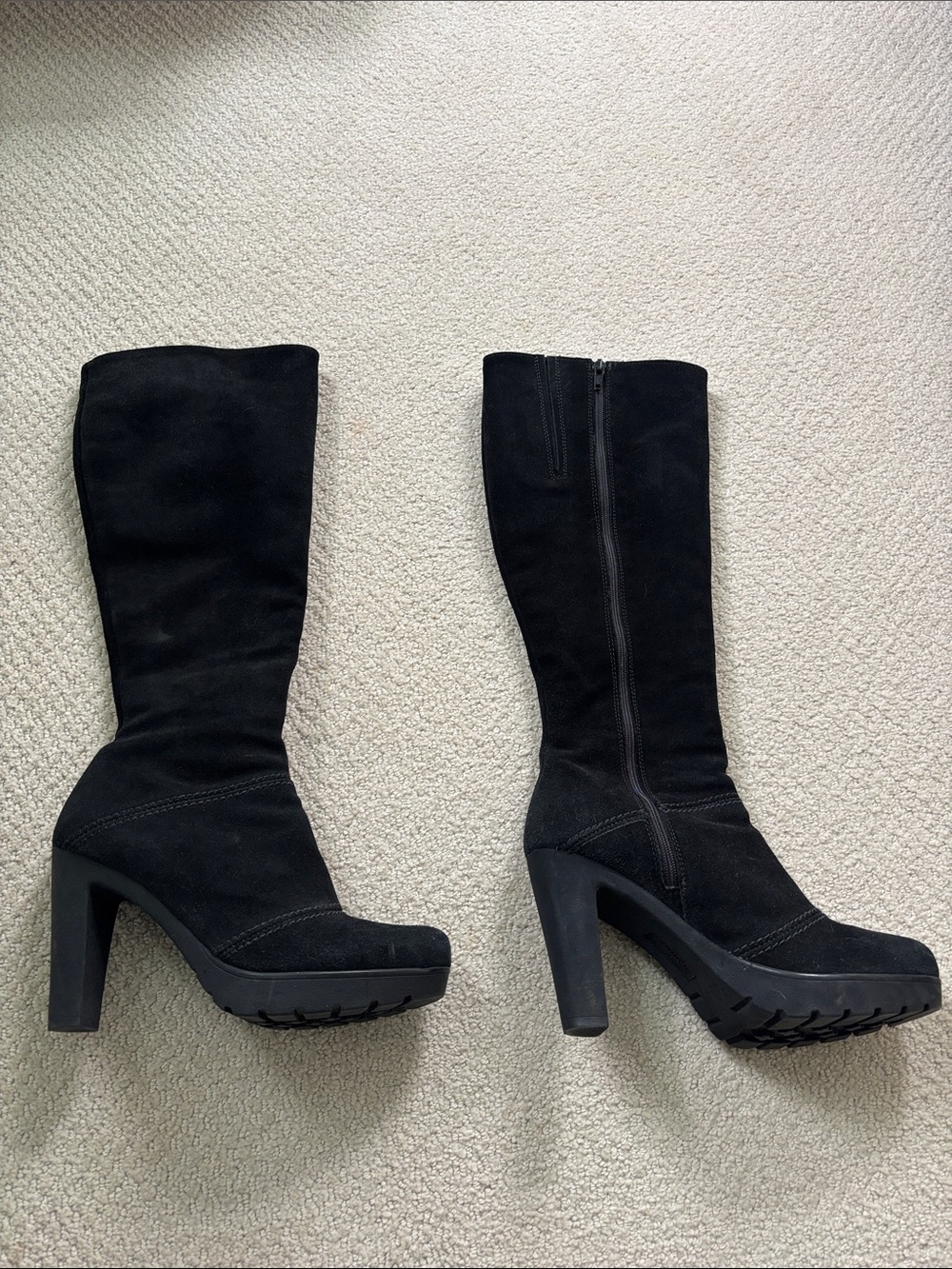La CANADIENNE Black Suede Knee Boots with Side Zip